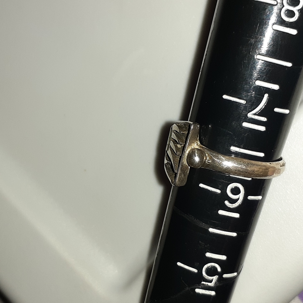 Vtg Real Bearclaw Inlaid Turquoise Sterling Ring - image 7